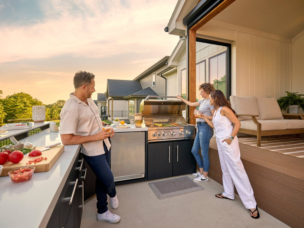 Emory Corner Outdoor Kitchen Island and Bar – Right