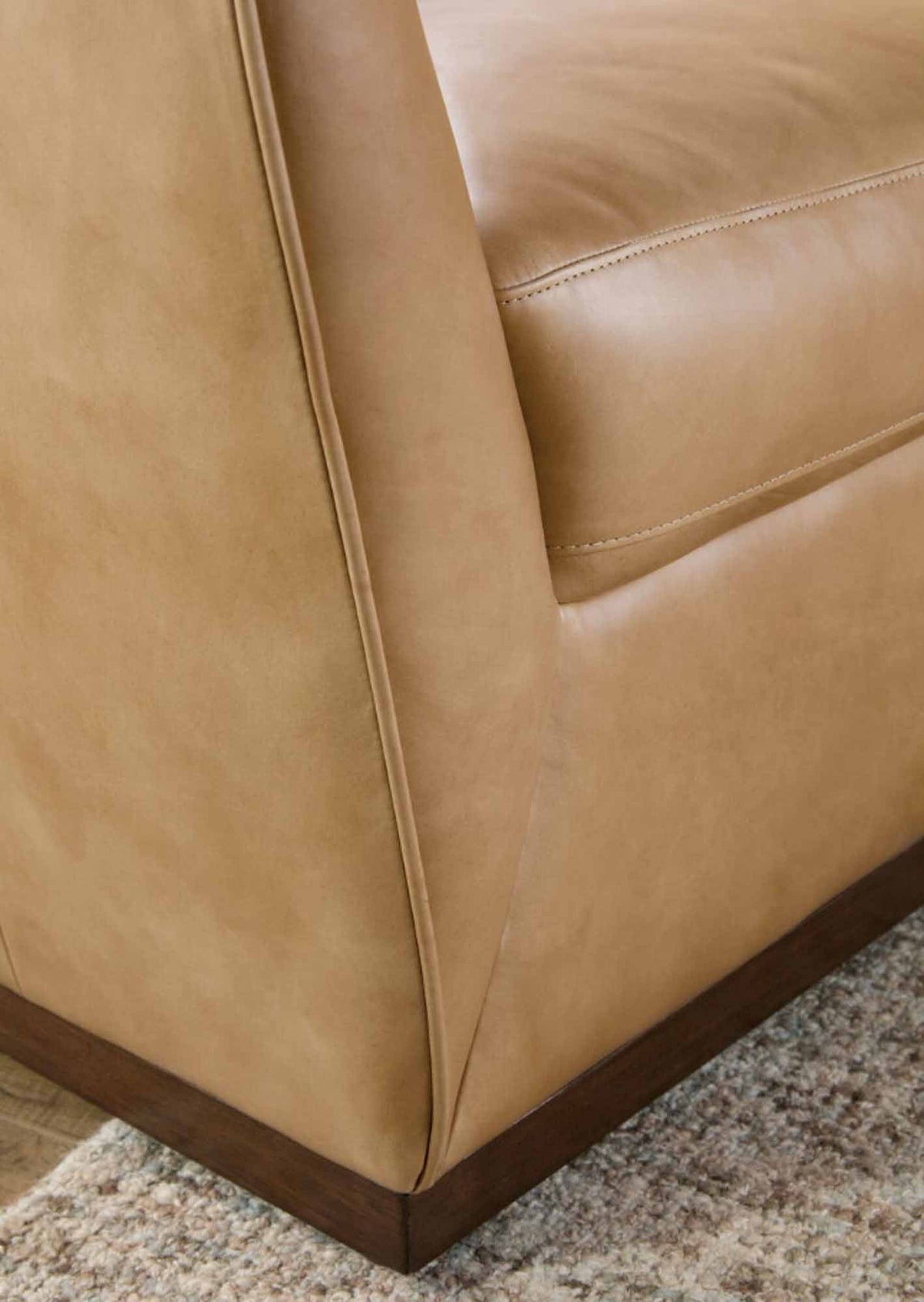Fairytale Leather Sofa - Prioka