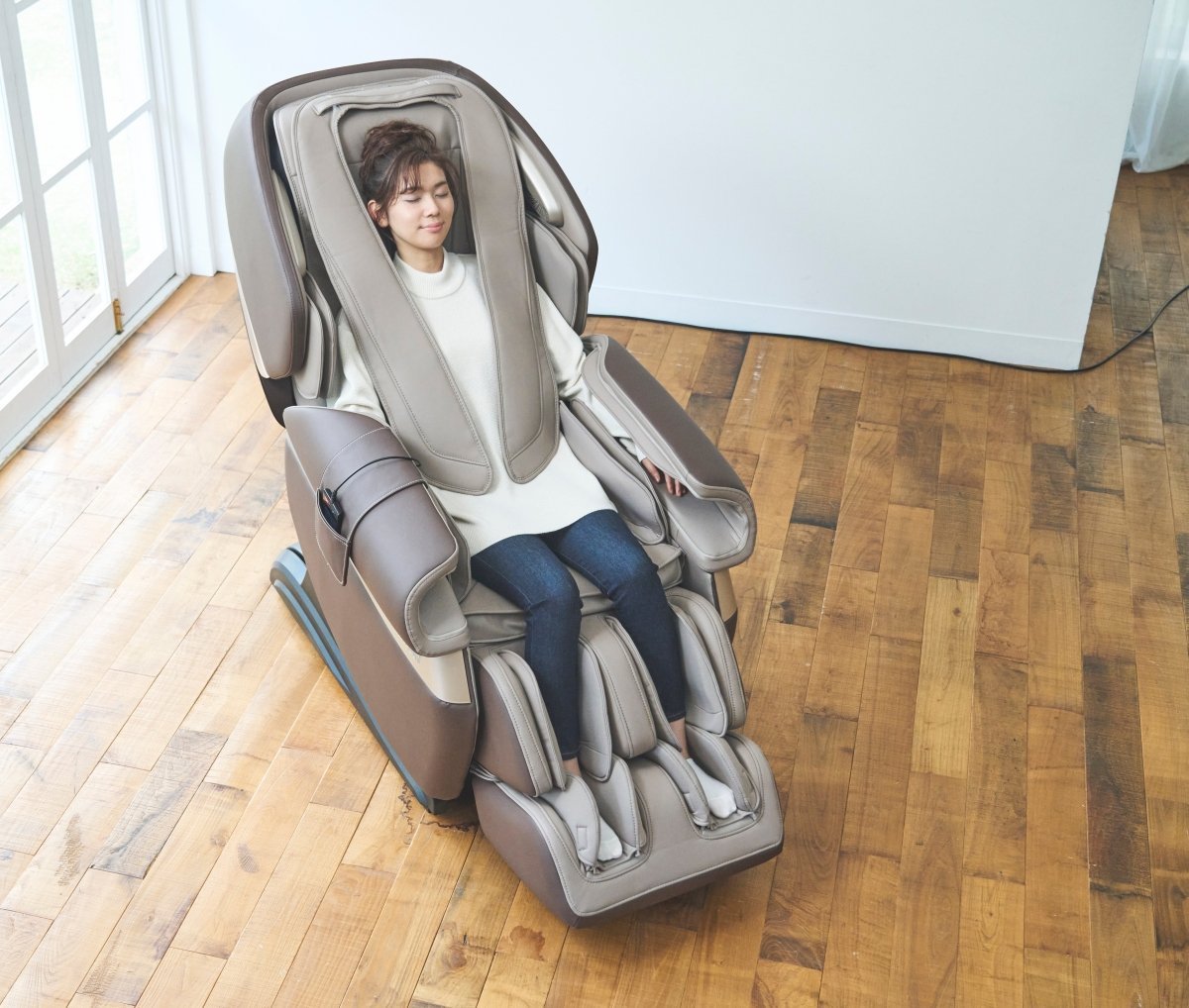 Fujiryoki MR6000 Calm Plus Massage Chair - Prioka