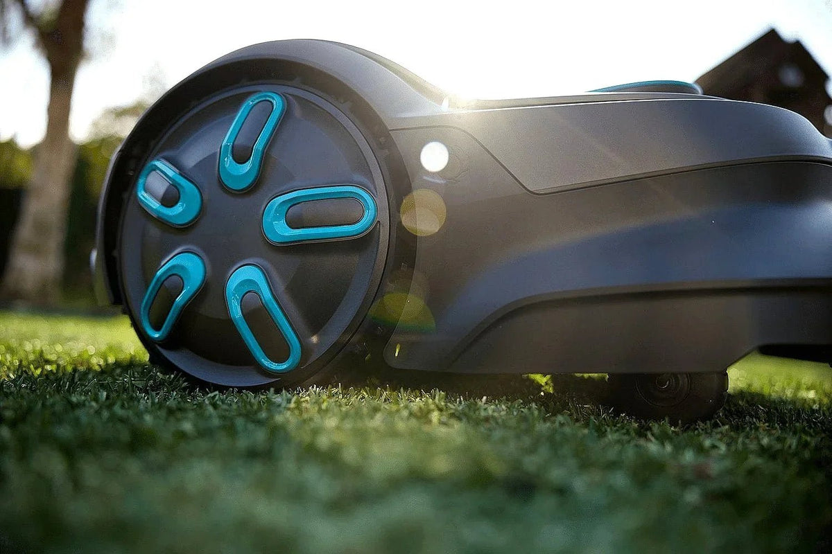 Gardena SILENO Flex Robotic Lawn Mower 2025 - Prioka