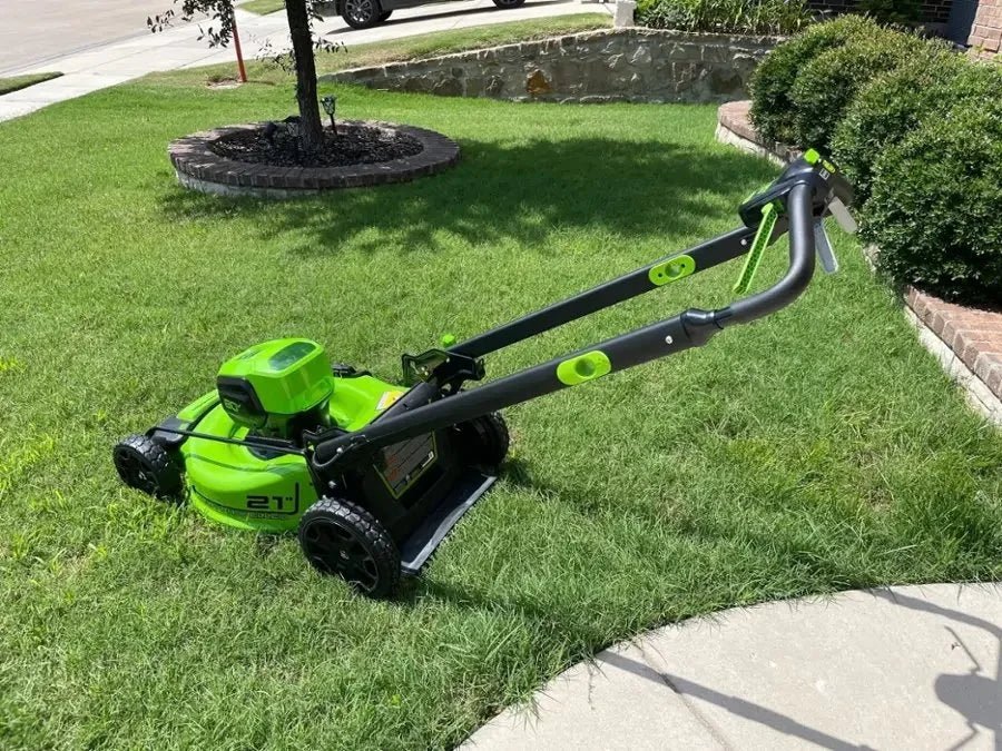 Greenworks 80V 21-Inch Self-Propelled Lawn Mowers. - Prioka