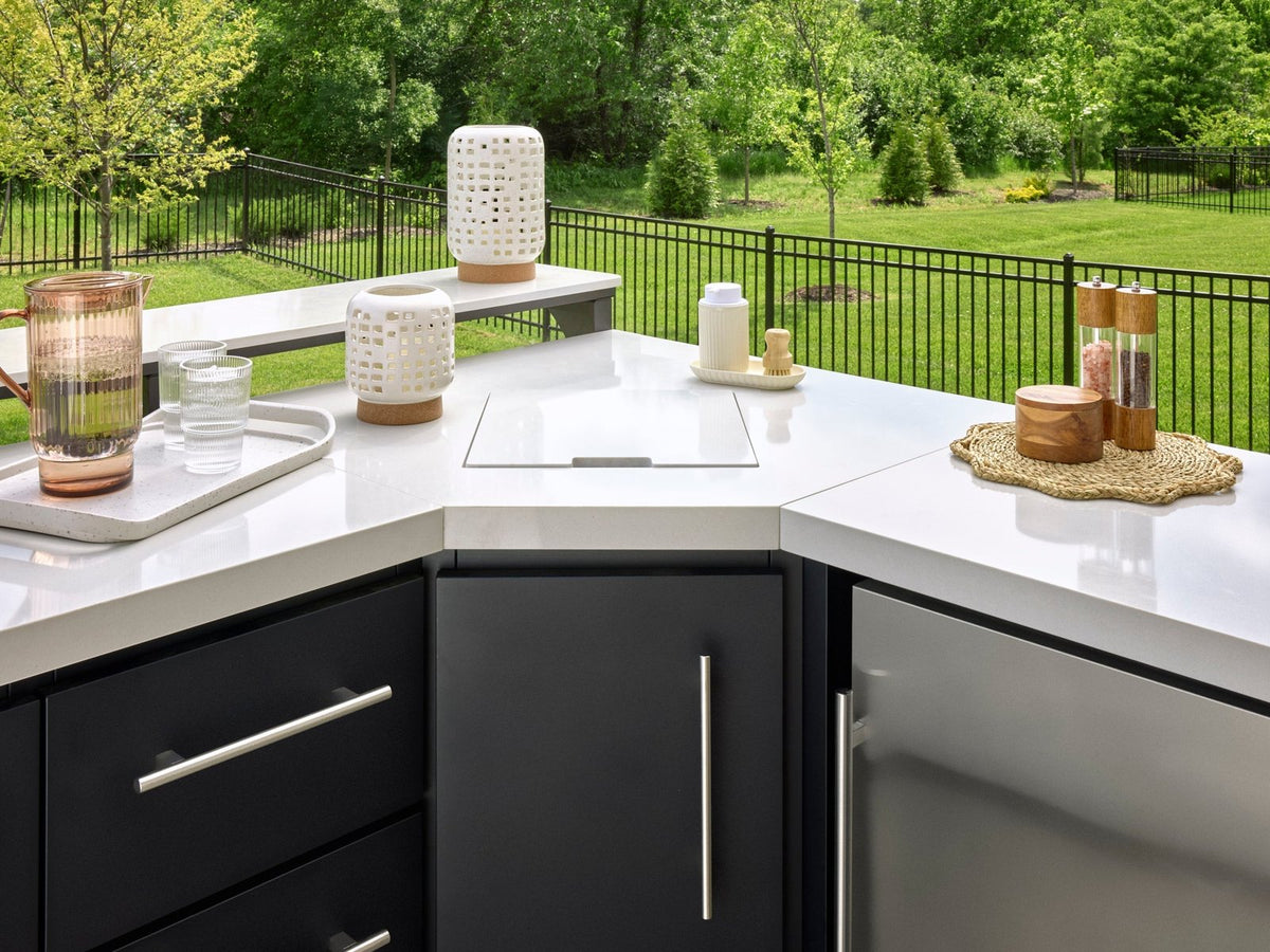 Emory Corner Outdoor Kitchen Island and Bar – Right
