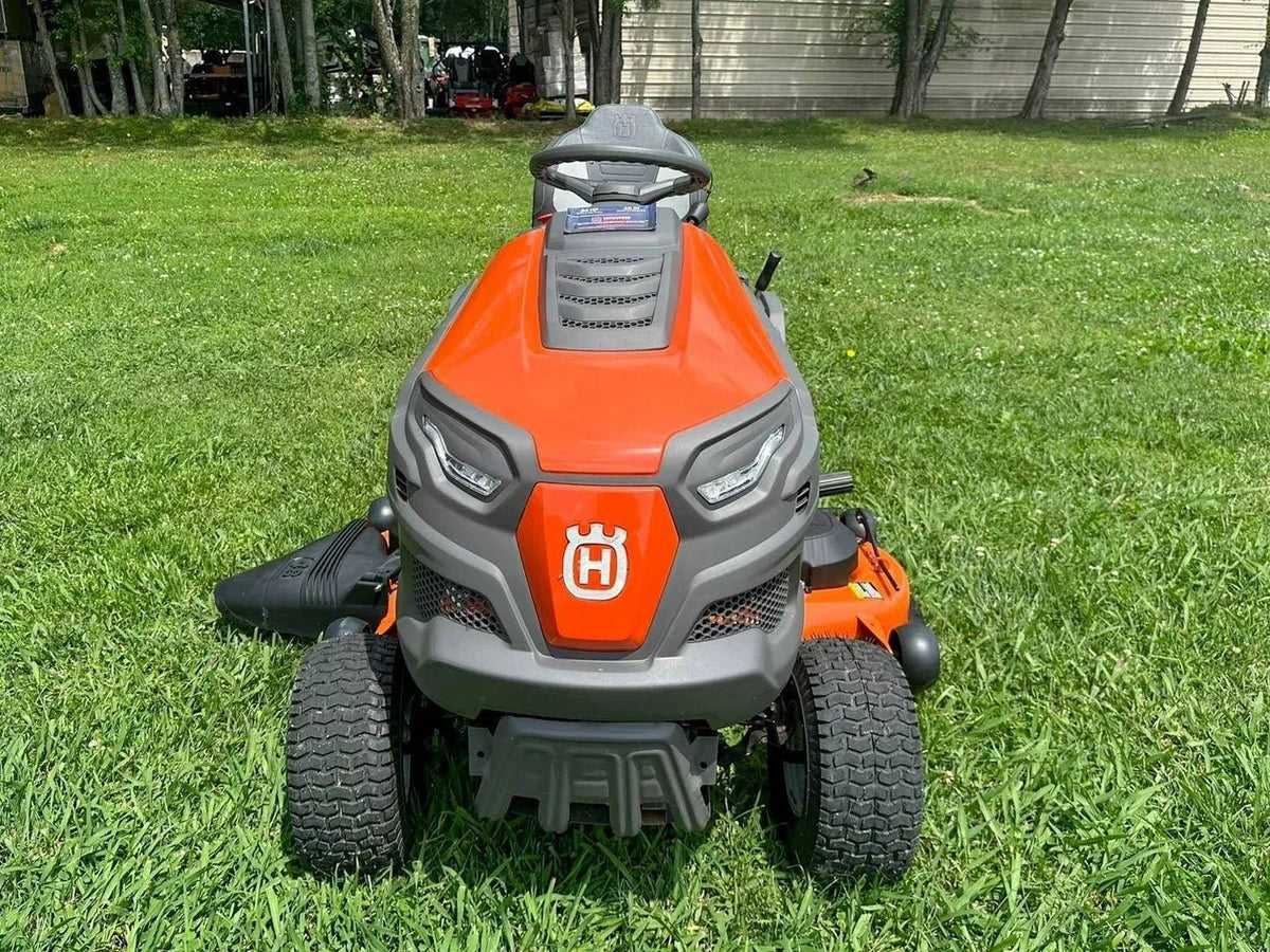 Husqvarna TS 148XK 48″ Lawns Tractors 24HP KOH (Scratch and Dent) - Prioka