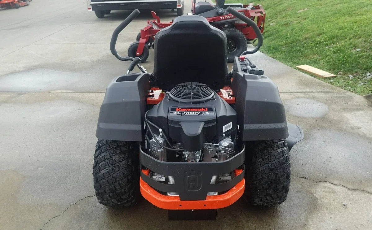 Husqvarna Z242F Special Editions 42″ Zero Turn Mowers 21.5HP KAW (Scratch and Dent) - Prioka