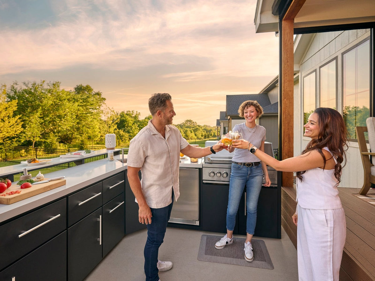 Emory Corner Outdoor Kitchen Island and Bar – Right