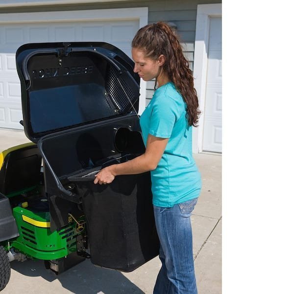 John Deere 42-inch Zero-Turn Mower Twin Bagger: 6.5 Bushel Grass Collection System - Prioka