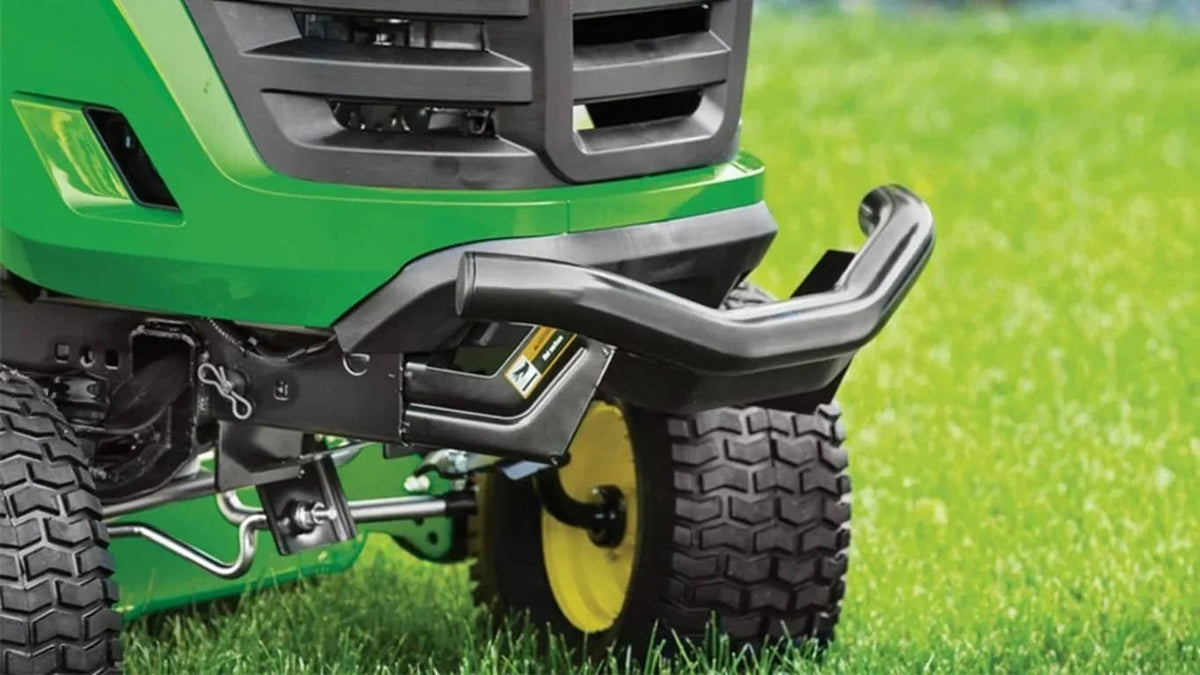 John Deere S130 Riding Lawn Mowers. - Prioka