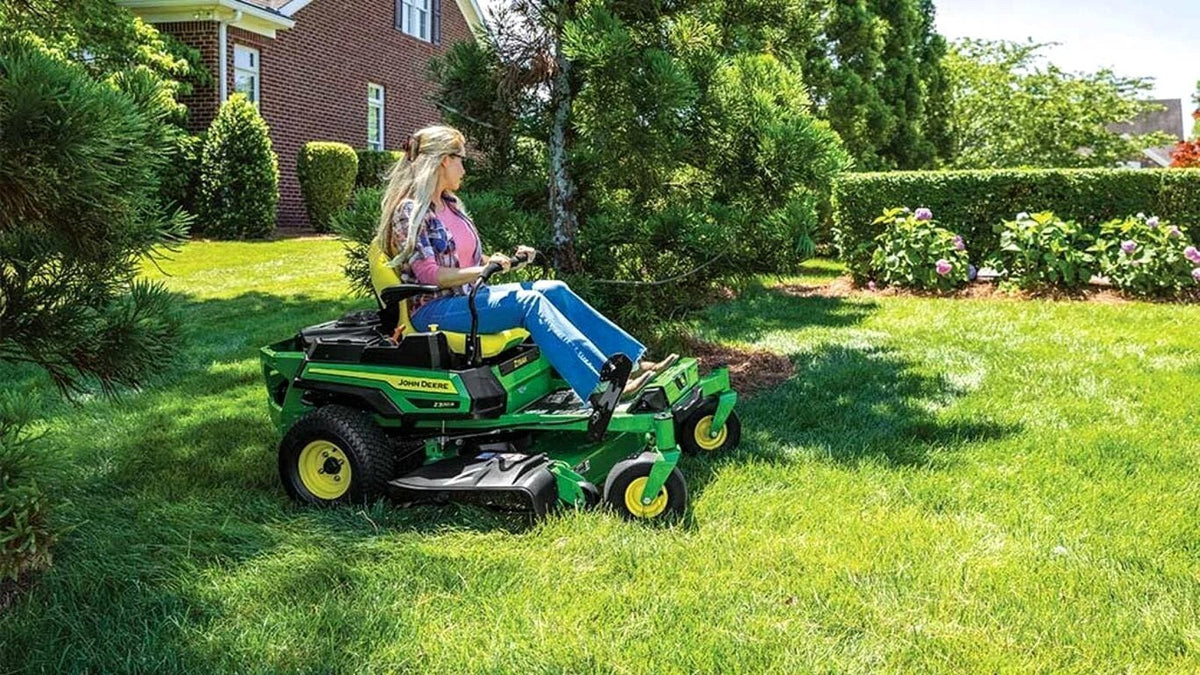 John Deere Z320R ZTrak Zero Turn Mower with 42-Inch Accel Deep Deck - Prioka