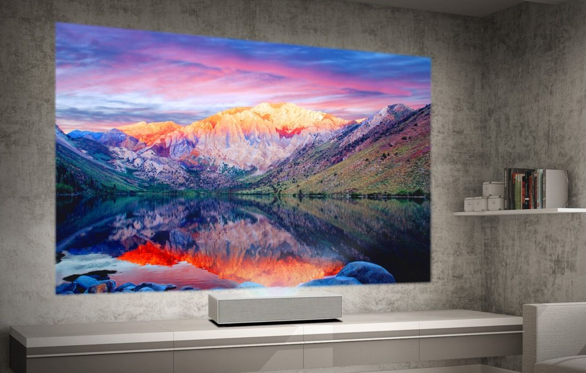 LG Ultra Short Throw 4K UHD Laser Smart Home Theater CineBeam Projector (with dead Pixel) HU85LA - Prioka