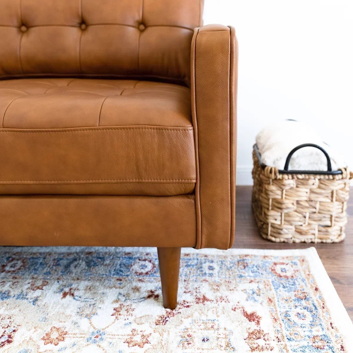 Lucco Top-Grain Leather Sectional - Prioka