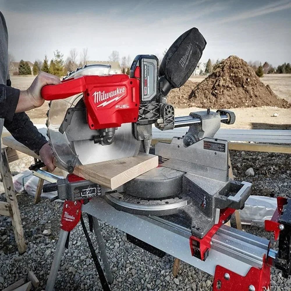Milwaukee 18V Lithium-Ion Brushless Cordless 12 in. Dual Bevel Sliding Compound - Prioka