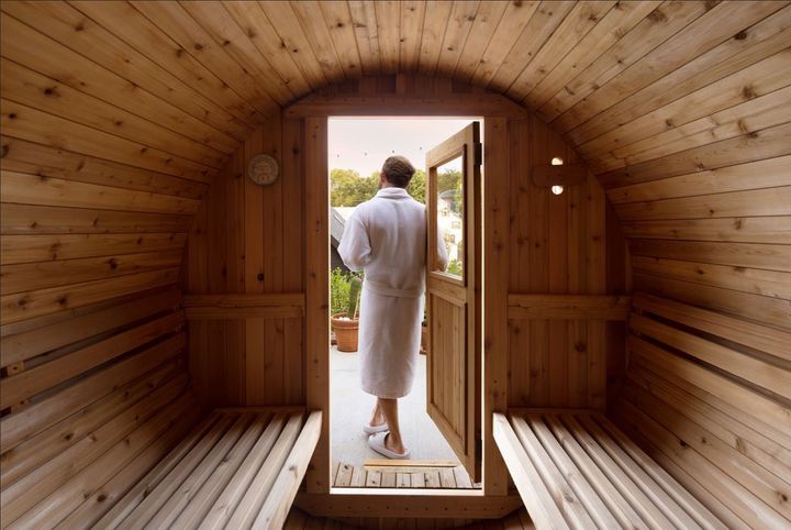 Pinnacle 4 Person Barrel Sauna - Prioka