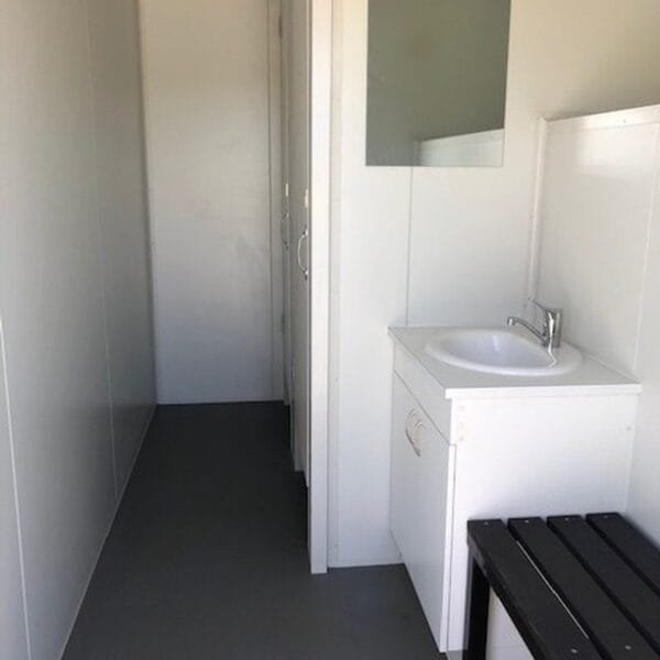 20F & 40FT workside Rest Room containers