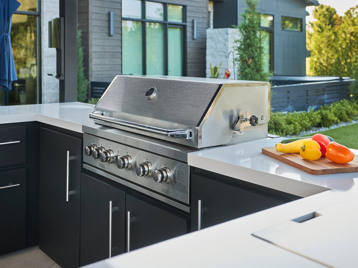 Edgemont Bay Outdoor Kitchen