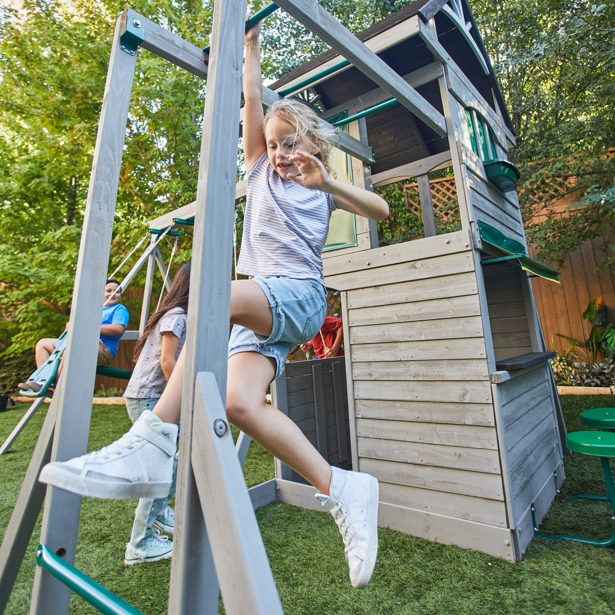 River Canyon Swing Set - Prioka