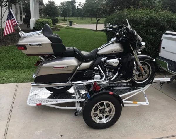 Single Stand-Up™ Motorcycle Trailer - Prioka