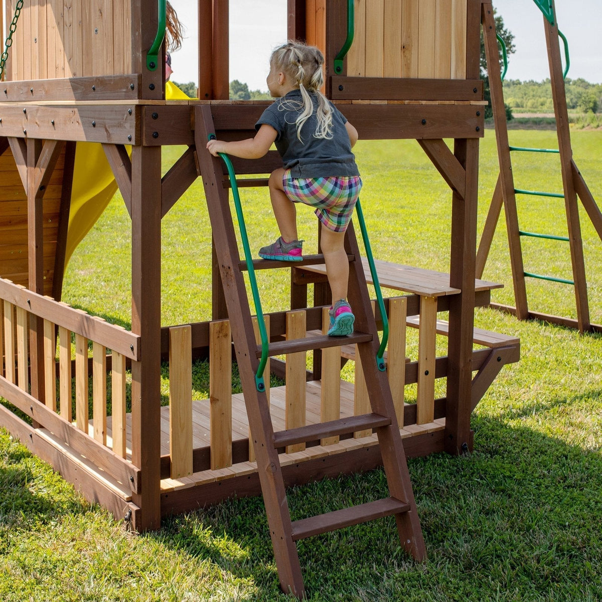 Skyfort II with Wave Slide - Prioka
