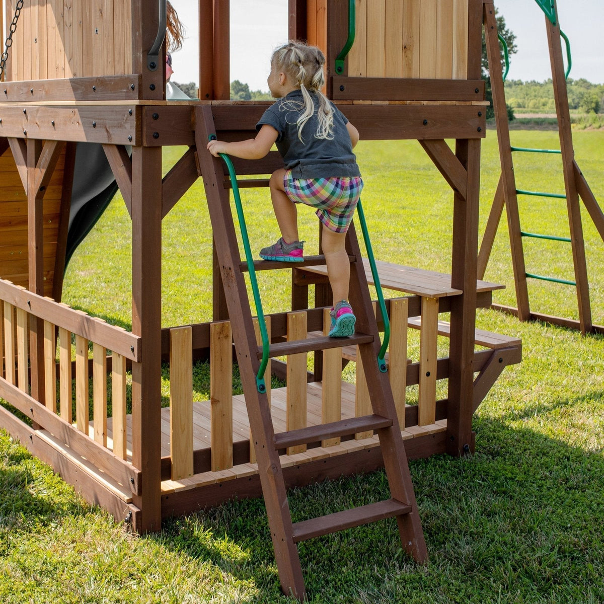 Skyfort II with Wave Slide - Prioka
