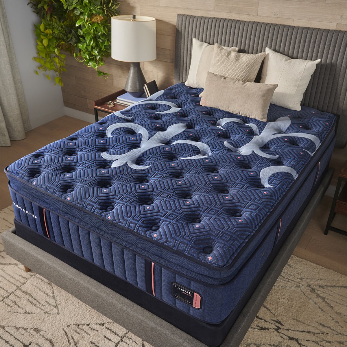 Stearns & Foster Lux Estate Soft Euro Pillow Top Mattress - Prioka