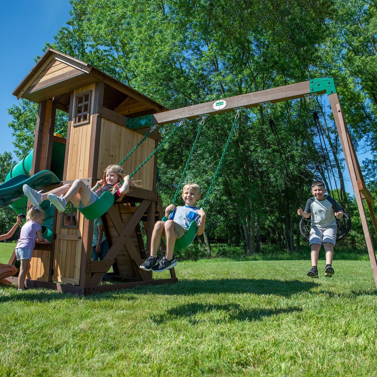 Tacoma Falls Swing Set - Prioka