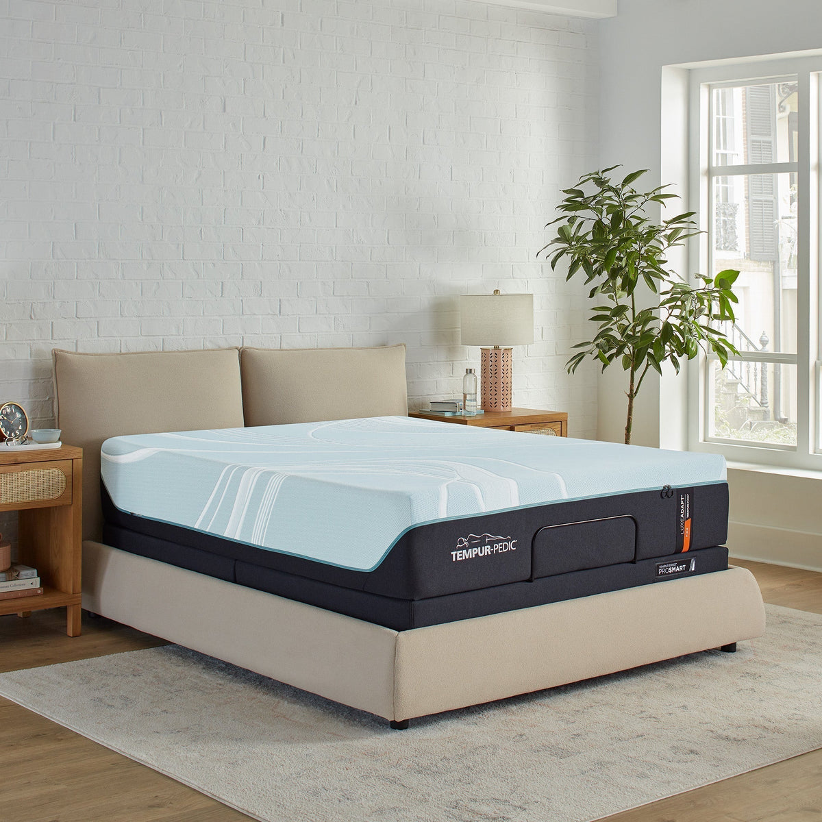 Tempur-Pedic LuxeAdapt Firm 13" Mattress - Prioka