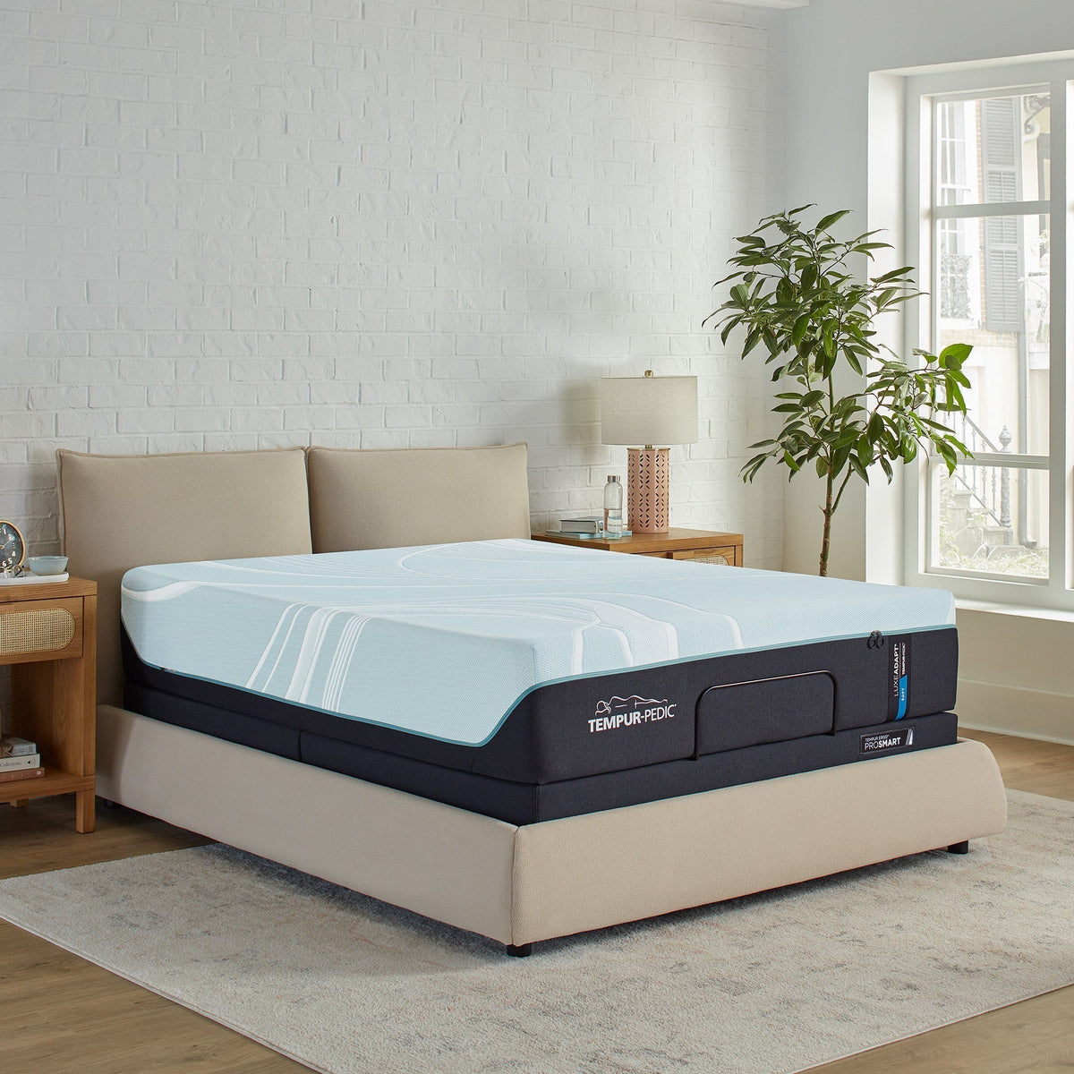 Tempur-Pedic LuxeAdapt Soft 13" Mattress - Prioka
