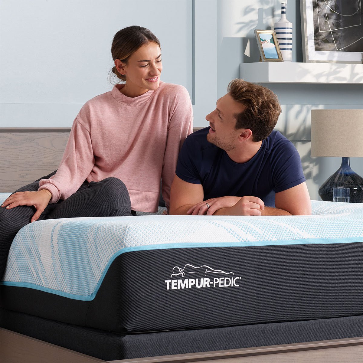 Tempur-Pedic TEMPUR-LuxeBreeze Firm 13-Inch Mattress - Prioka