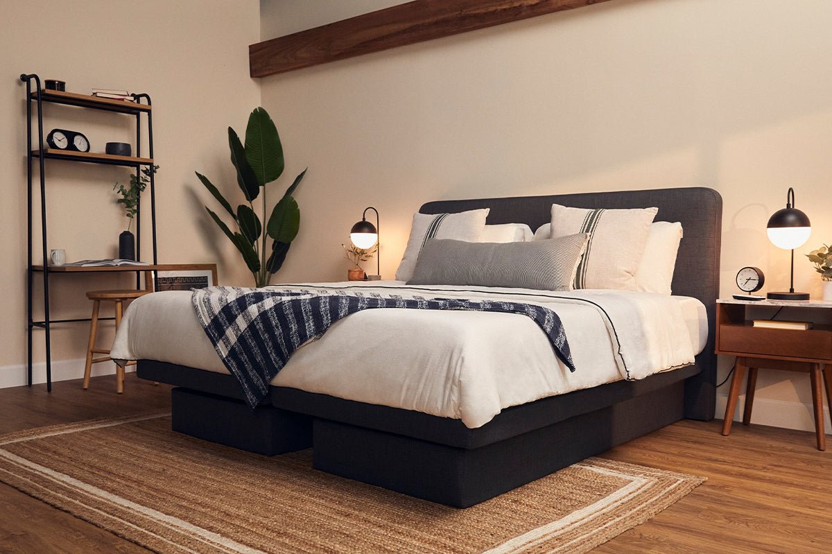 The Dawn House Bed - Adjustable Base Split King Ivory - Floor Model - Prioka