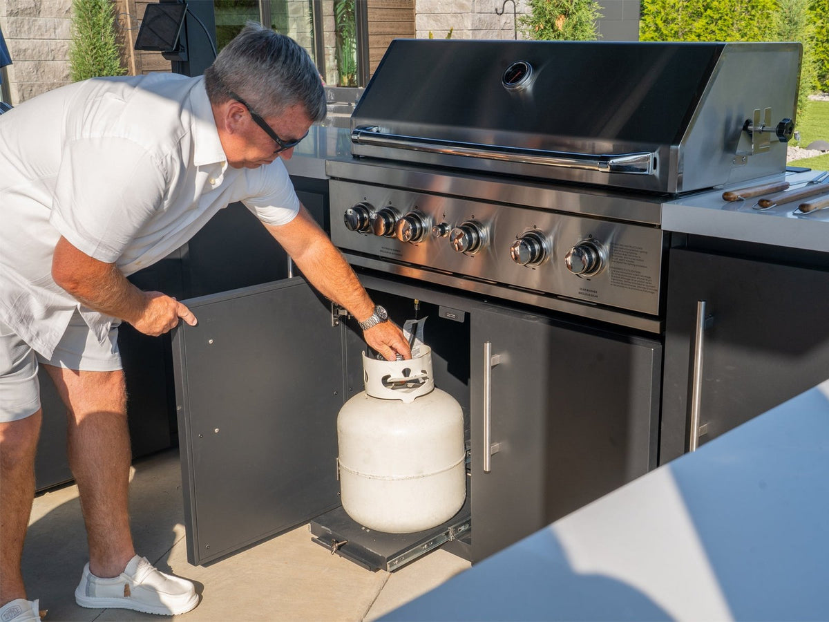 Edgemont Bay Outdoor Kitchen