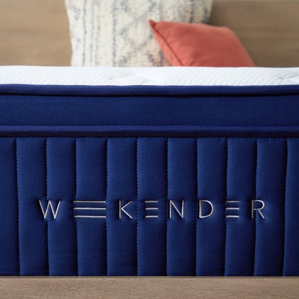 Weekender 13" Euro Top Hybrid Mattress - Plush Comfort & Support Mattress-in-a-Box - Prioka