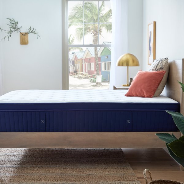 Weekender 13" Euro Top Hybrid Mattress - Plush Comfort & Support Mattress-in-a-Box - Prioka